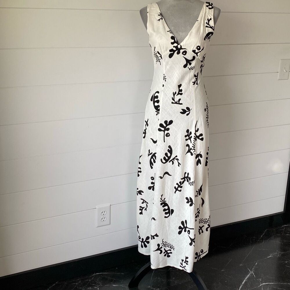 PAPER HEART Linen Blend Black Leaf Print White Maxi Dress Size M 
NWT/002 - Picture 4 of 15